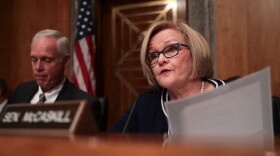 Sen. Claire McCaskill (D-Mo.) questions witnesses during a Senate Committee on Homeland Security and Governmental Affairs hearing concerning threats to the homeland, Sept. 27, 2017 in Washington, D.C. (Drew Angerer/Getty Images)