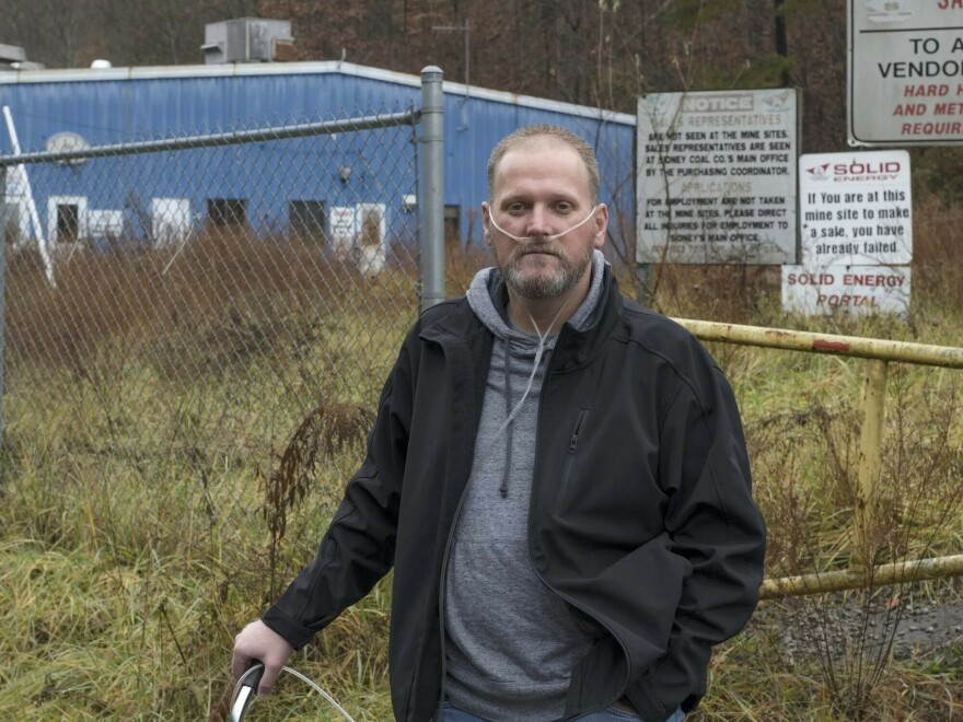 As coal miners suffer and die from severe black lung, a proposed