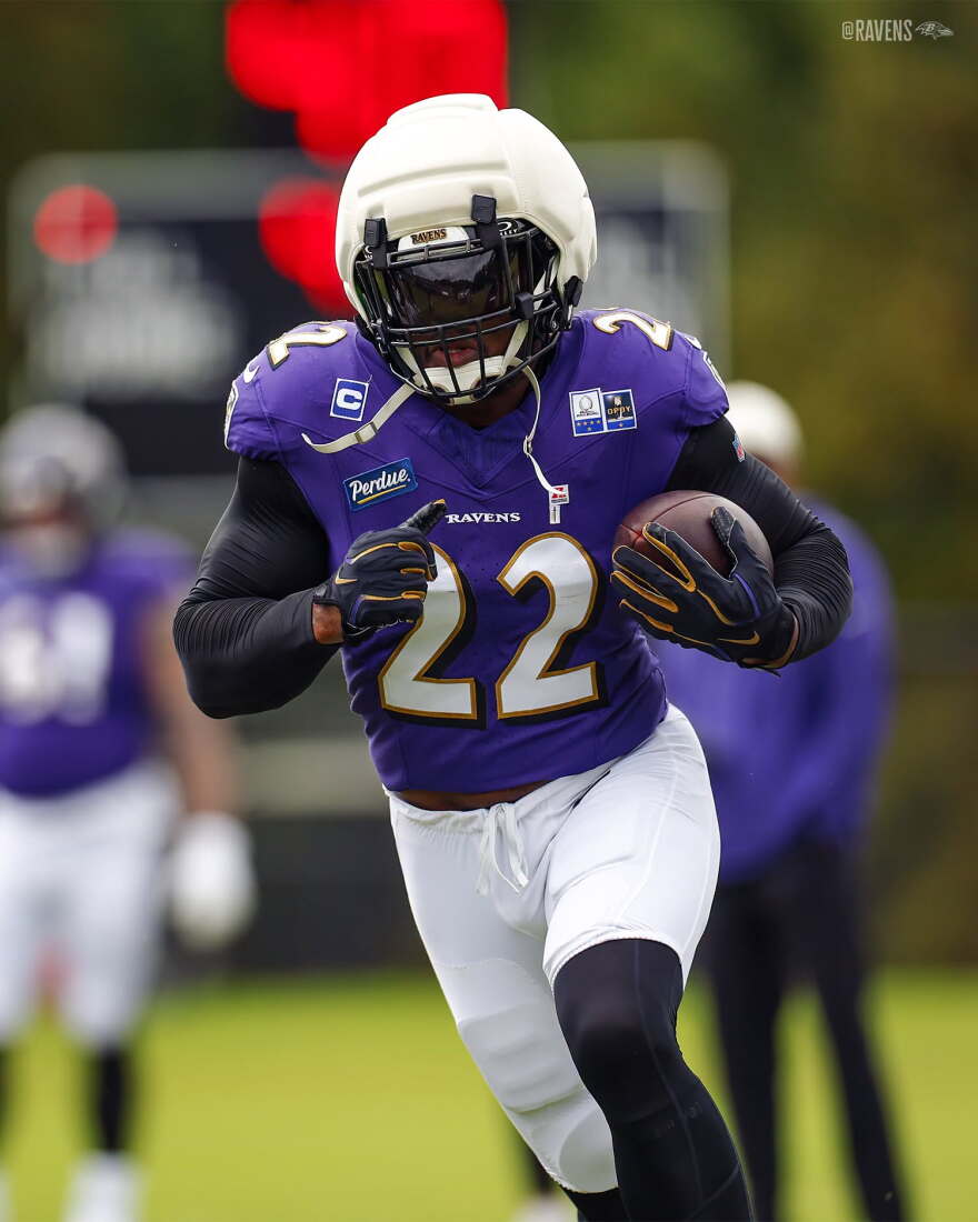 Henry #22. Baltimore Ravens photo