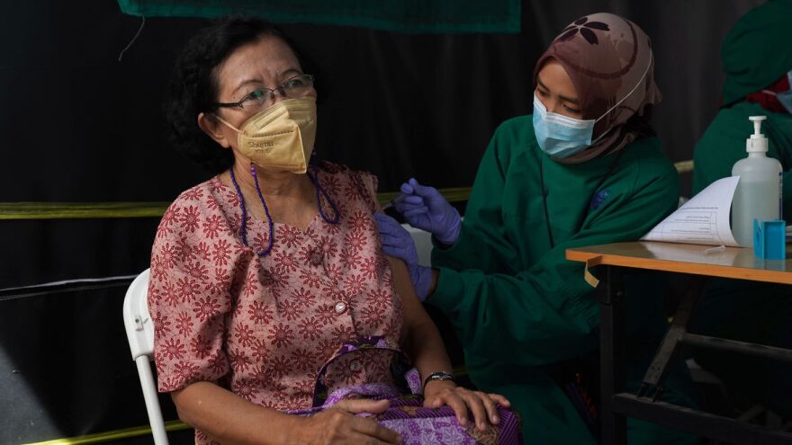 Dimas Ardian/Bloomberg via Getty Images