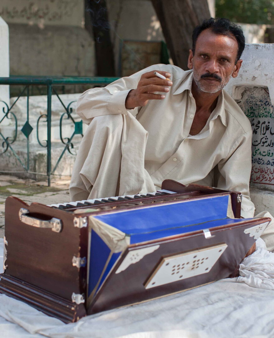 Mahtab Hom Pictures Of The Motherland He Never Knew | KUCB