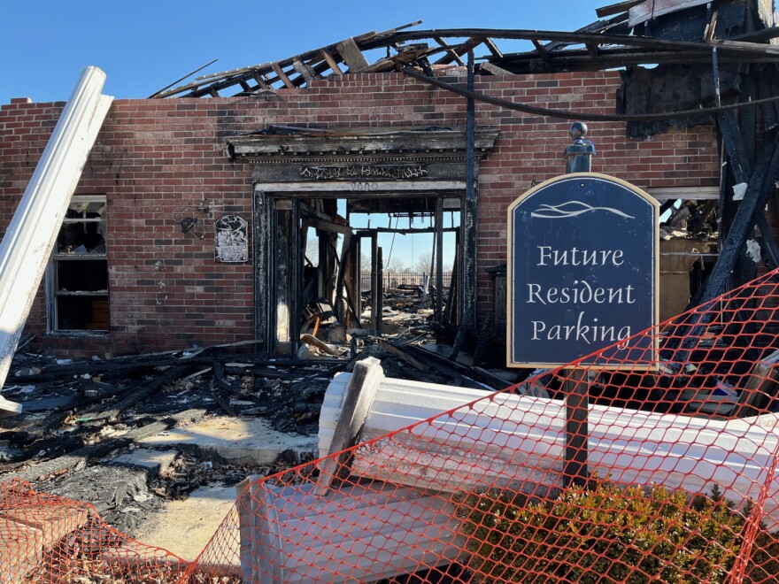 Burned out building at Lakeside Point. (Jill Sheridan WYFI)