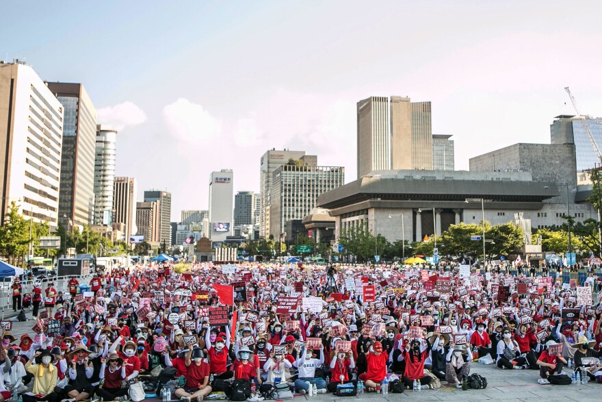 South Korean women protest against sexism and hidden-camera pornography. The women staged the protest to urge South Korean government to come up with measures to tackle sexual abuse involving hidden cameras.