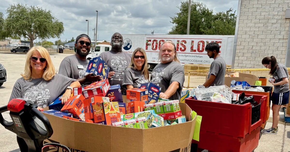 Letter carrier food drive collecting in Southwest Florida on Saturday