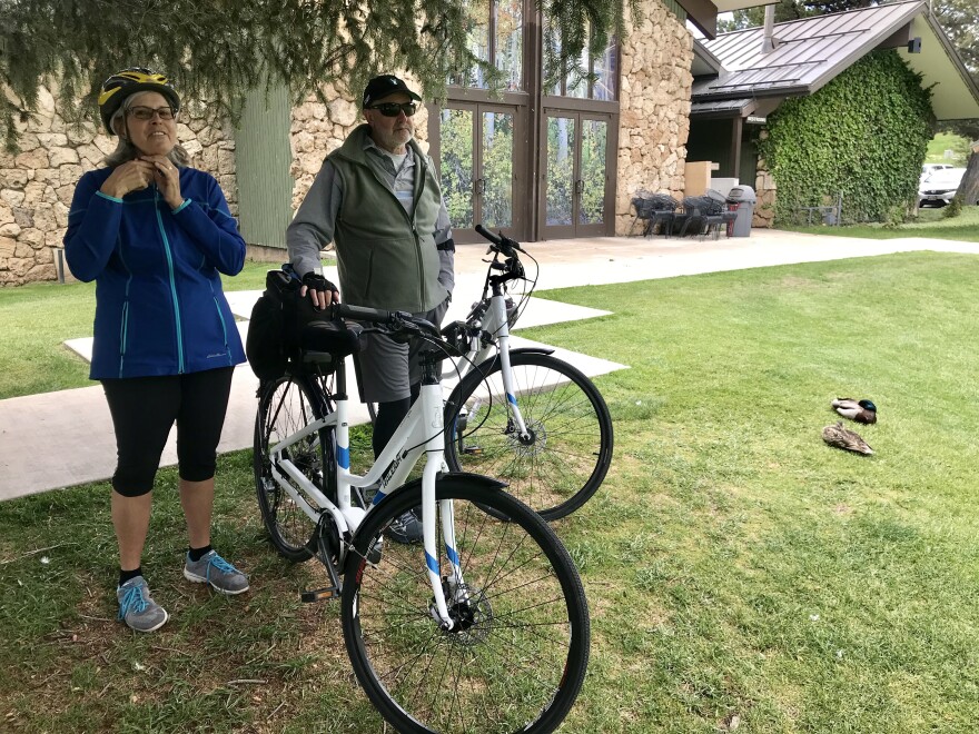Photo of Nathansons with bikes.