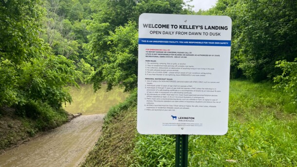 A city sign marks a path to the Kentucky River at Kelley's Landing.