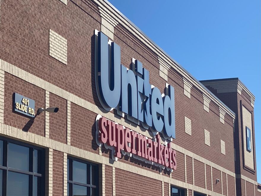 United Supermarkets location on Slide Road in Lubbock, TX.