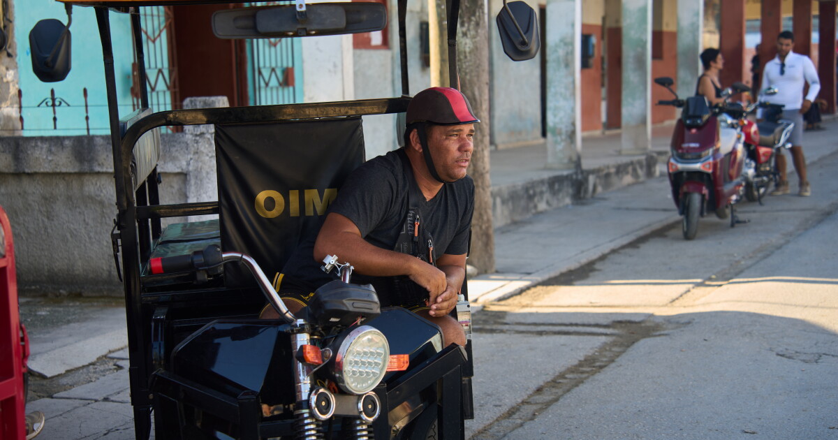 A man fights for a new life in Cuba after the US expels him in an immigration crackdown