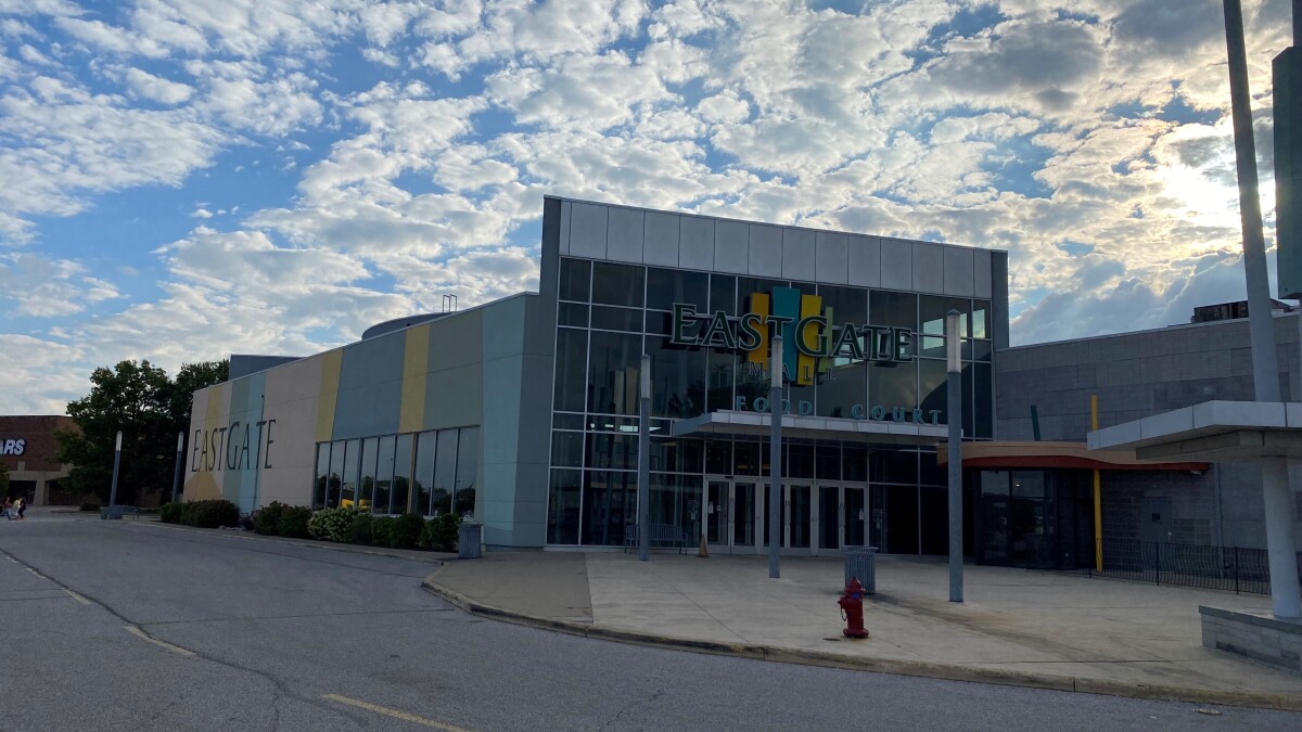 Changes are coming to near-empty malls around Greater Cincinnati | WVXU changes-are-coming-to-near-empty-malls-around-greater-cincinnati-wvxu