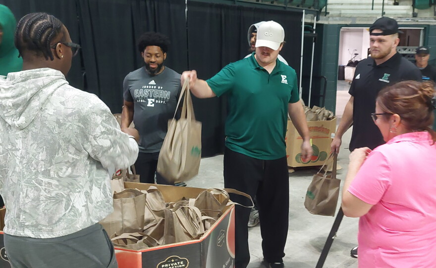 3,000 meal packs were given away at the George Gervin GameAbove Center on October 27, 2026.