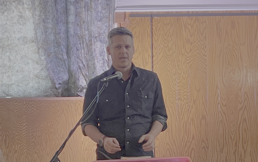 Poet Seth Wieck speaks at HPPR’s poetry event April 18, 2026.