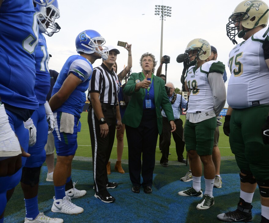 20160910_uwf-vs-missouris_t_jab_01.jpg