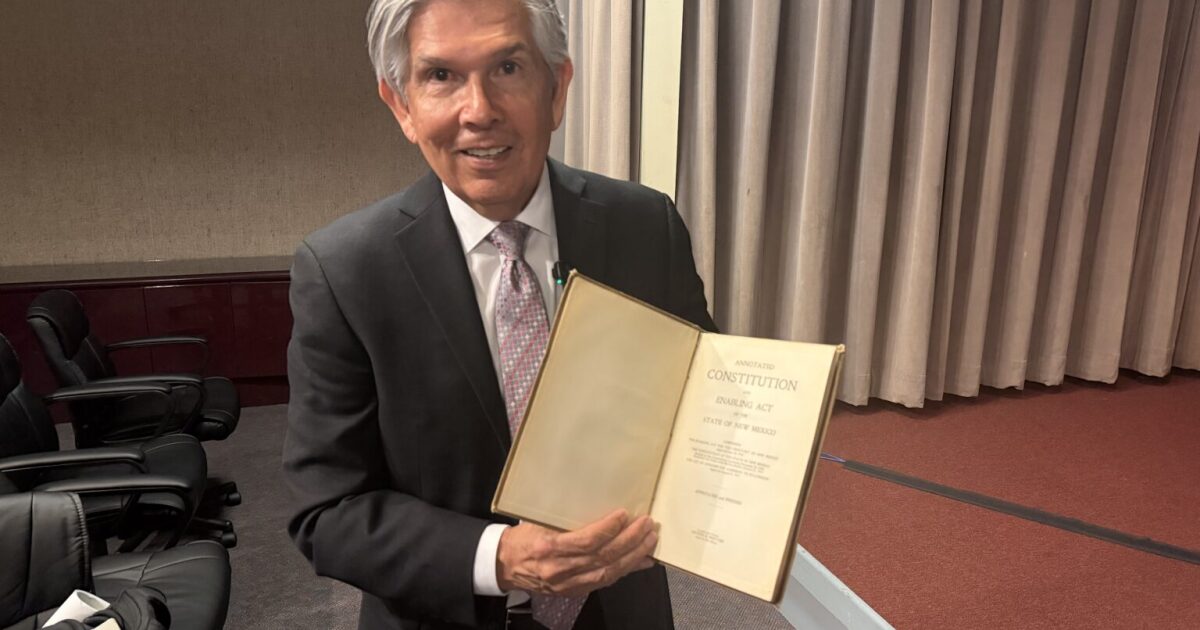 NM Republican candidate for governor talks health care, economy at newspaper’s town hall meeting