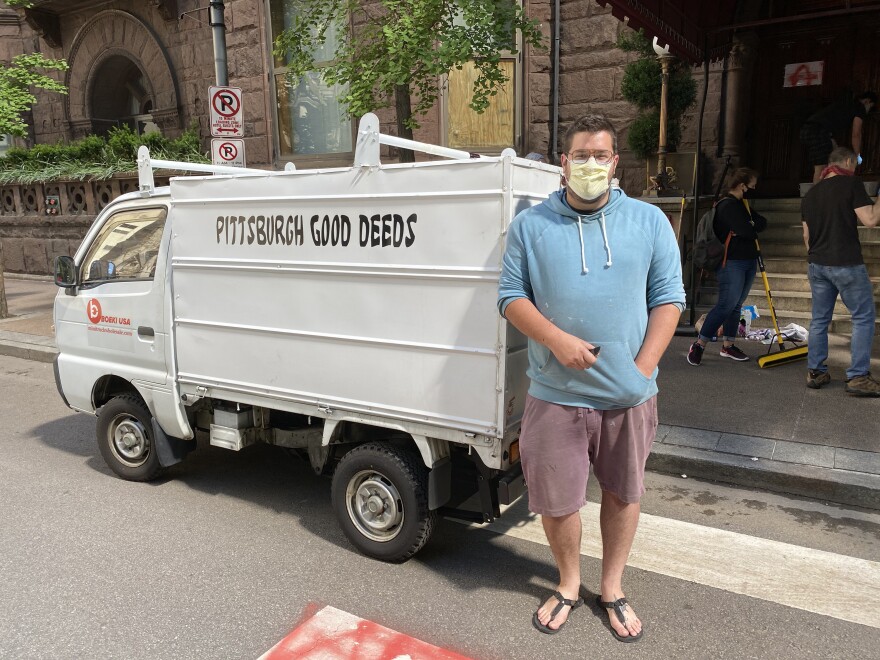 protest_cleanup_john_potter_good_deeds_pgh_kk.jpg