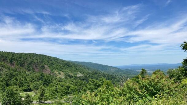 The Inn at Afton Mountain enjoys spectacular views.