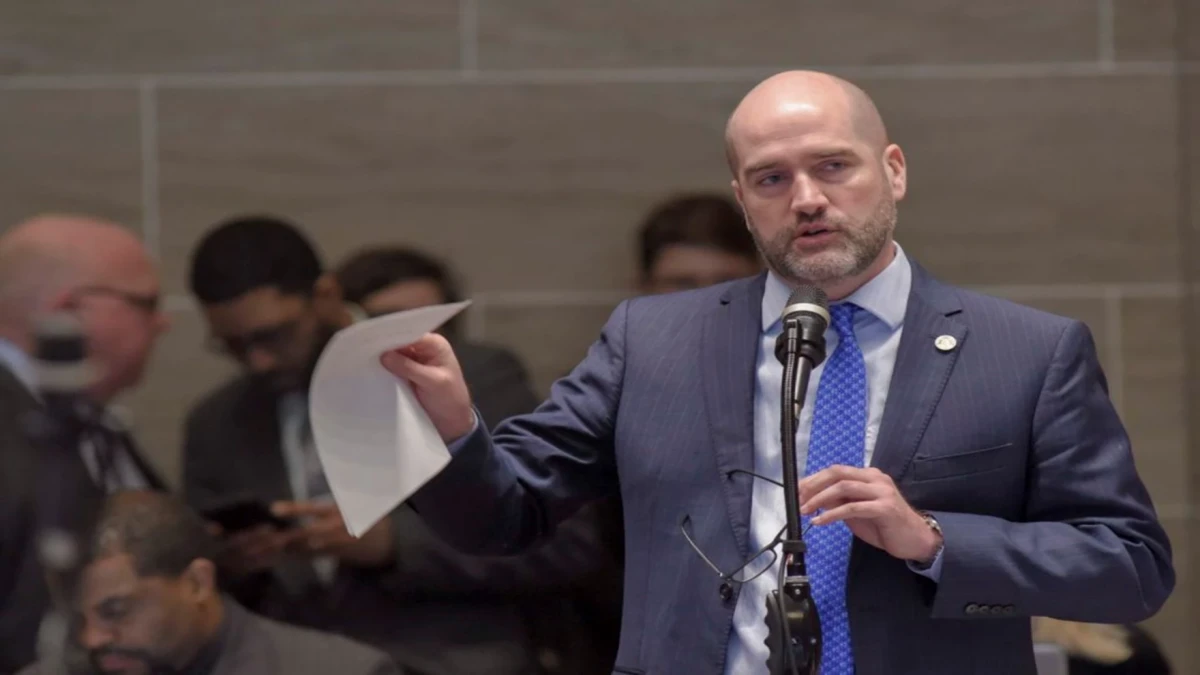 How 2 gay Missouri legislators see a way forward after a session of attacks on LGBTQ rights - Vimarsana News