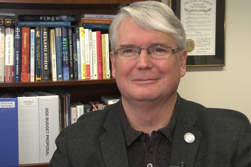 Bloomington Mayor John Hamilton