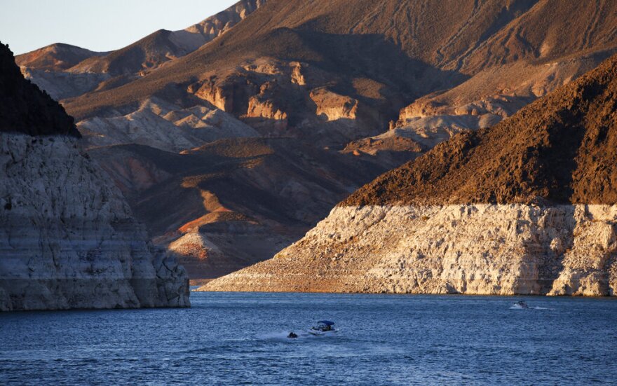 <p>Increased water use during the pandemic helped drain Lake Mead even faster, according to a new UNLV study.</p>