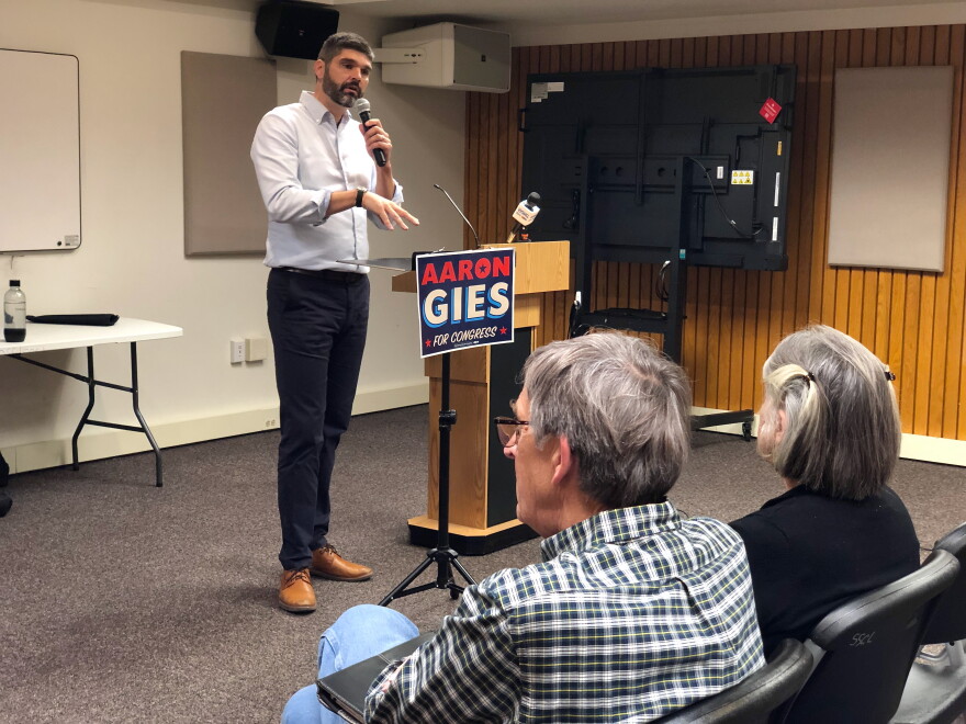 NY23 Democratic and Working Families Party candidate Aaron Gies speaks to voters at Corning town hall.