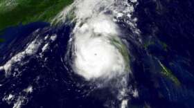 Hurricane Charlie hammers the Florida peninsula in 2004. Photo: NOAA