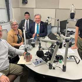 Kevin Moran, executive editor of The Berkshire Eagle; political consultant Anthony Cignoli; Laura Colarusso, editor of The CommonWealth Beacon [not pictured]; and NEPM reporter Jill Kaufman.