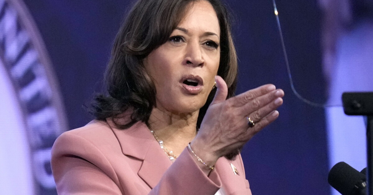 In Philly, Harris says new rule could raise wages for workers on federal construction projects