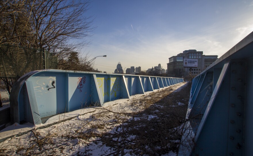 BlueBridge3.jpg