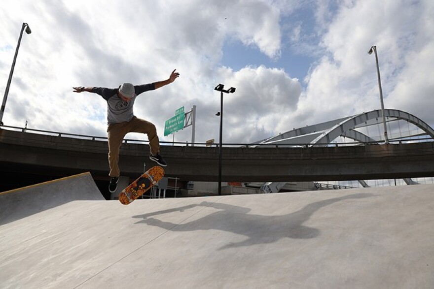 PHOTO BY MAX SCHULTE