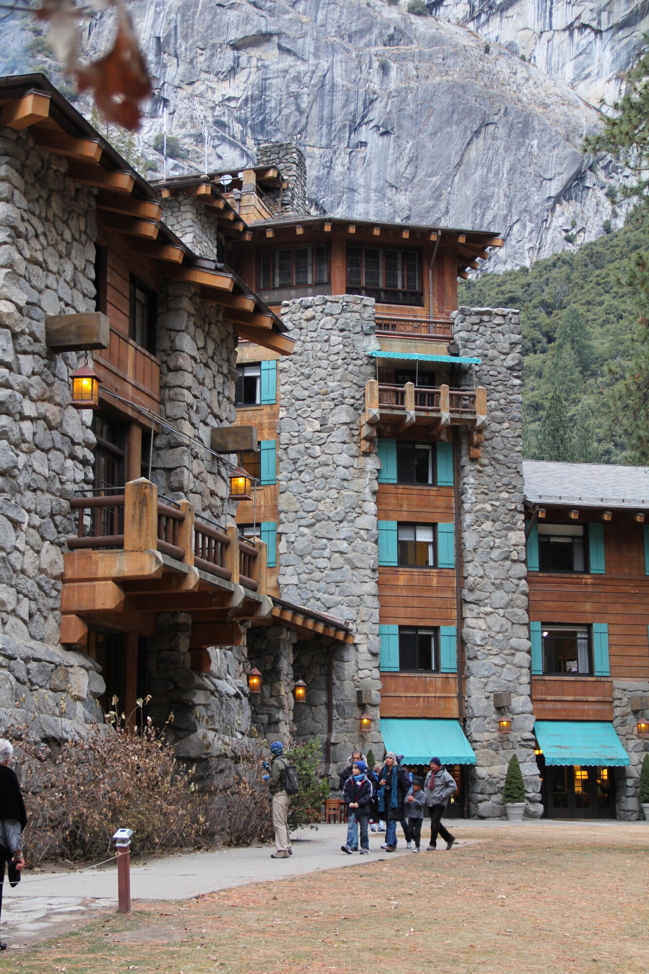 A man-made landmark in Yosemite: The Ahwahnee Hotel episode artwork