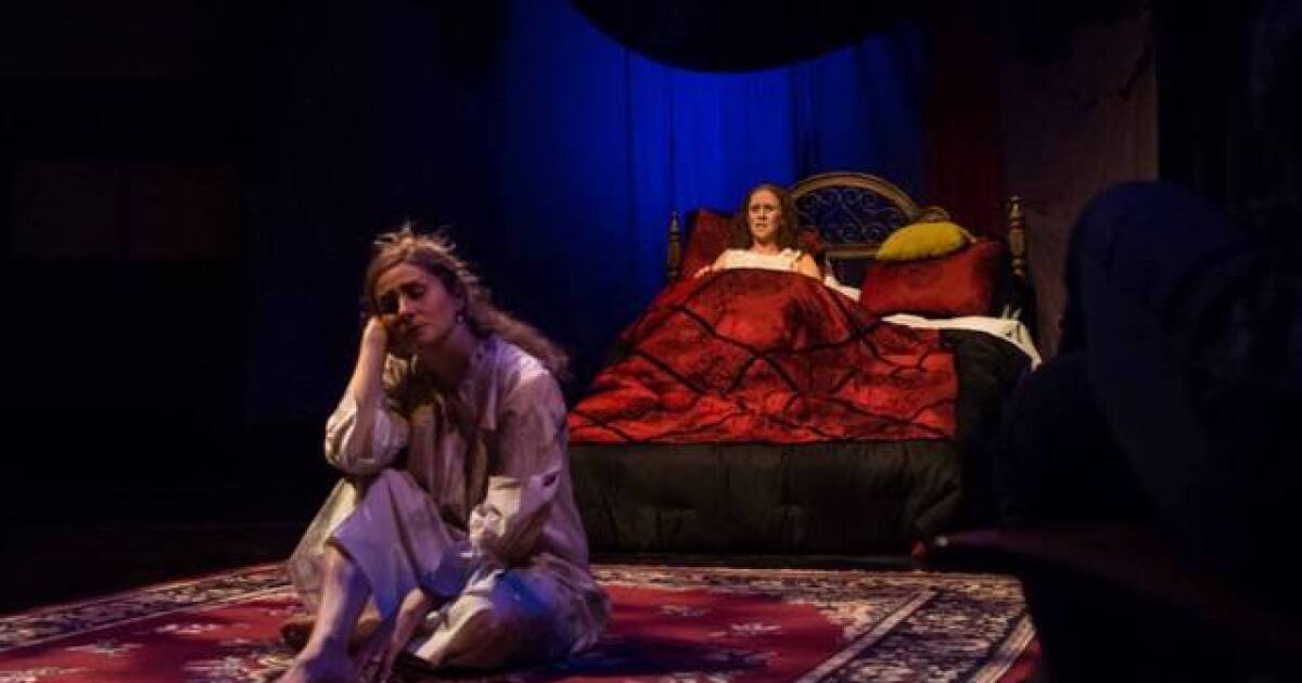 mamai-theatre-company-presents-woman-and-scarecrow-pandora-robertson