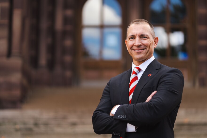 Former Ohio State senior vice president of administration and planning Chris Kabourek is stepping down from his position.