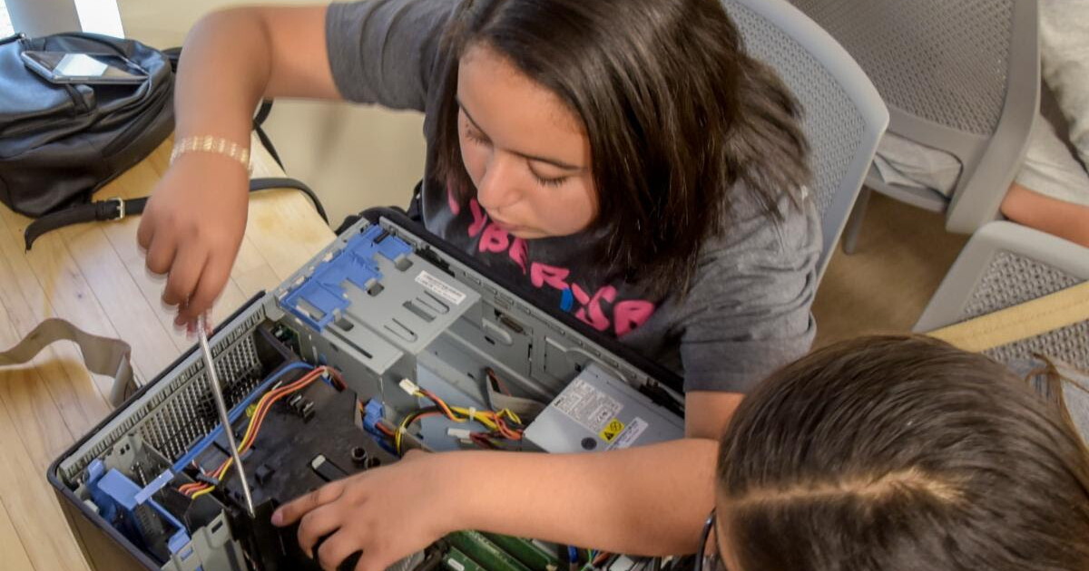 Computer Science Workshop for Inland Middle School Girls Returns | KVCR ...