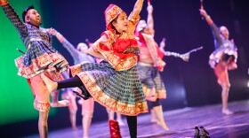 Dancers compete in the 2018 Raas Royalty Dance Competition. (Photo: Praneeth Gogineni)