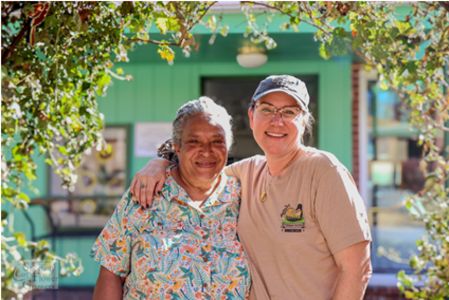 A portrait of Mimo Davis (left) and Miranda Duschack of Urban Buds. 