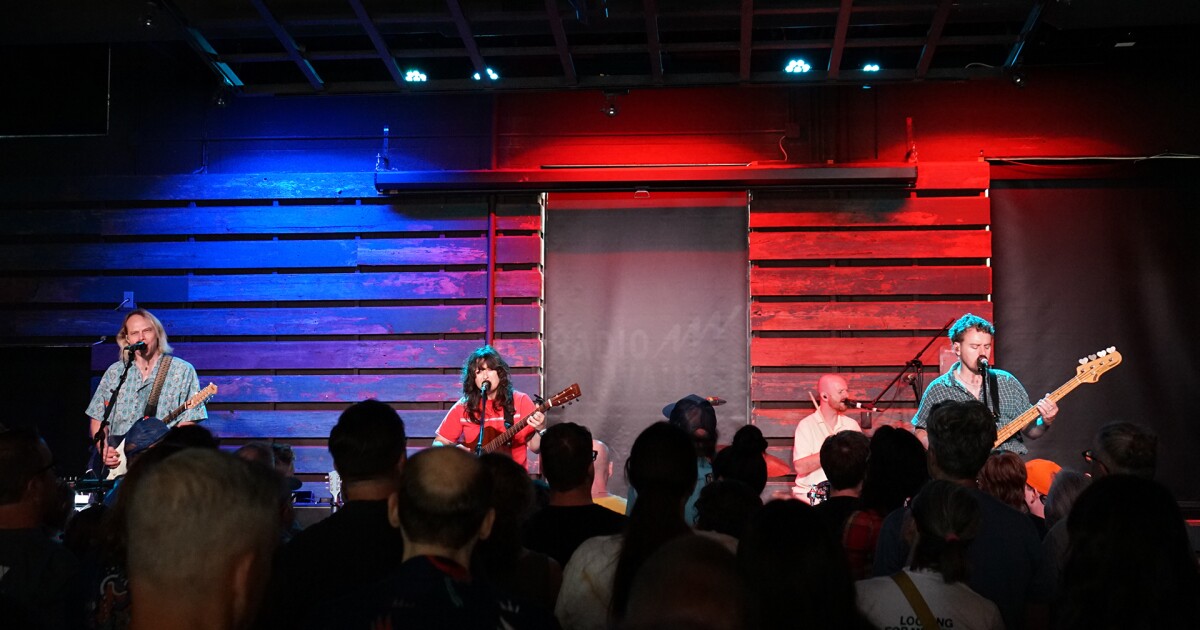 Summerfest Studio Milwaukee Session: The Beths