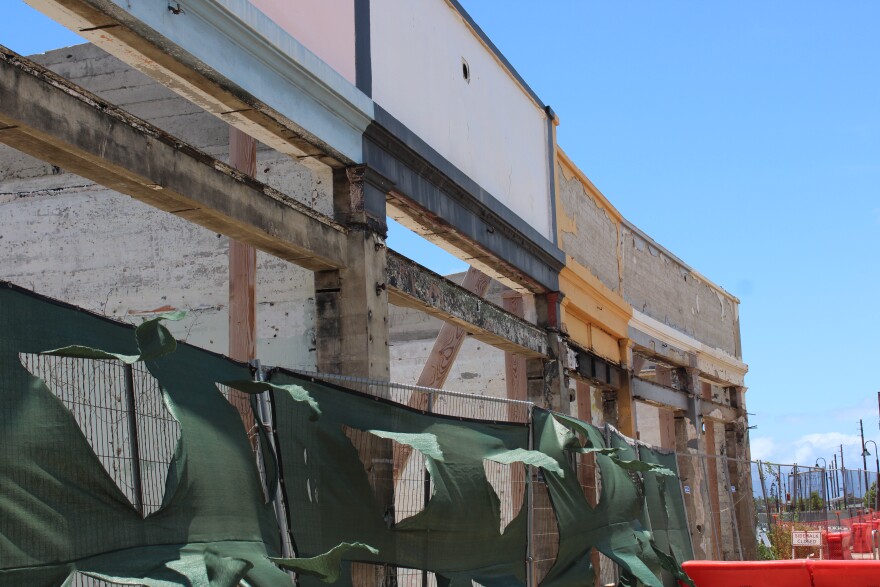 An image of the shops that had once stood on Front Street in Lahaina.