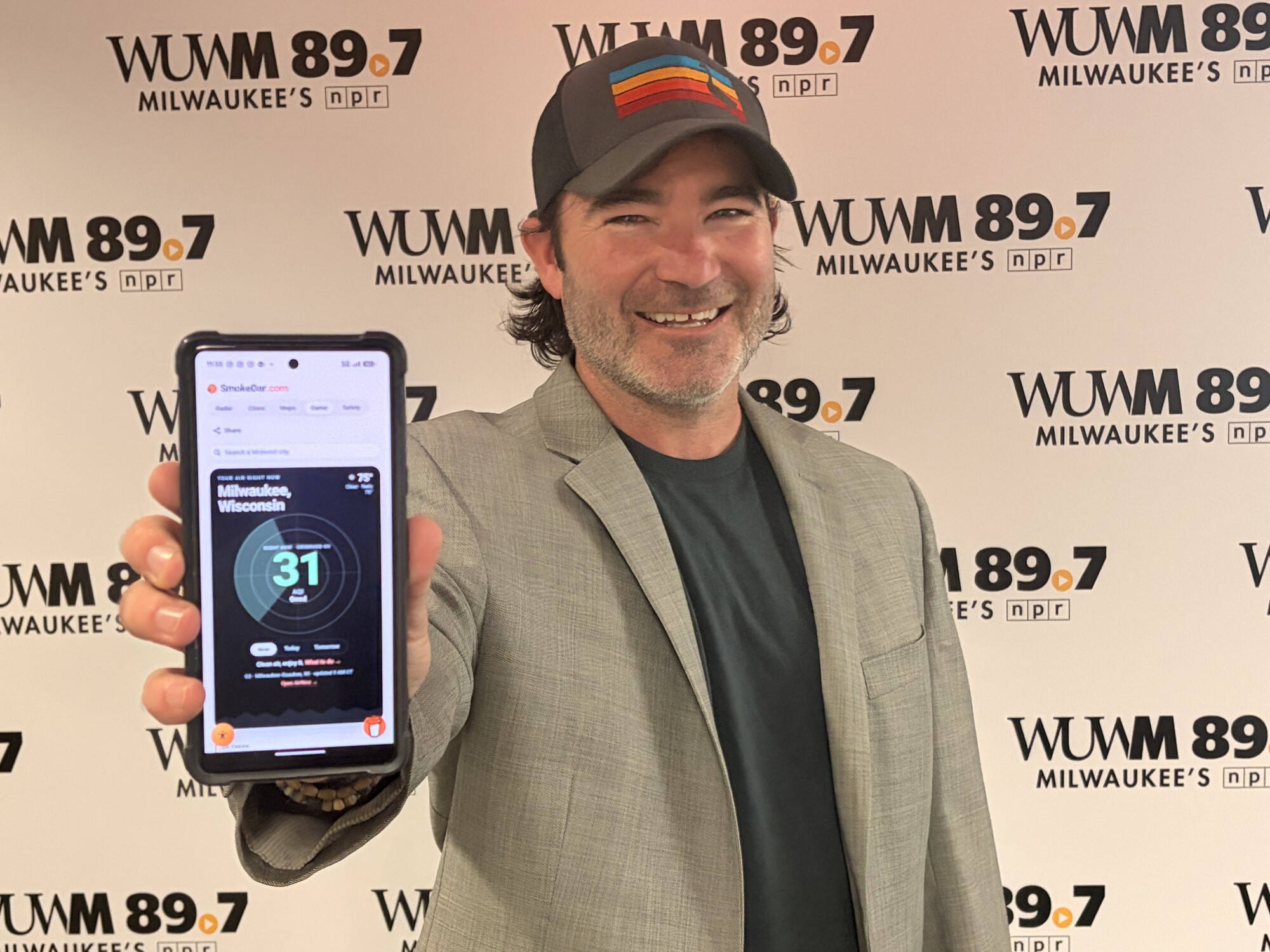 Milwaukee man creates app to track air quality following wildfire smoke episode artwork