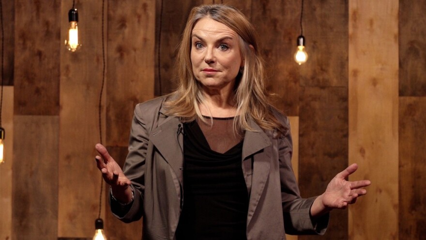 EstherPerel.jpg