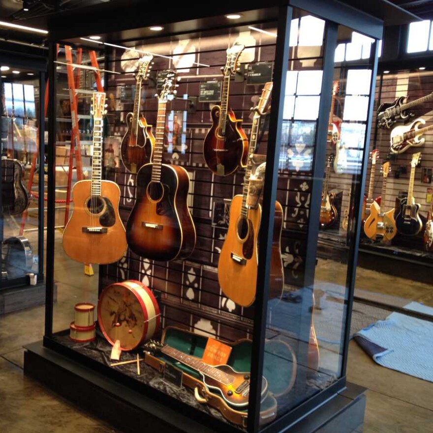 Songbirds Guitar Museum