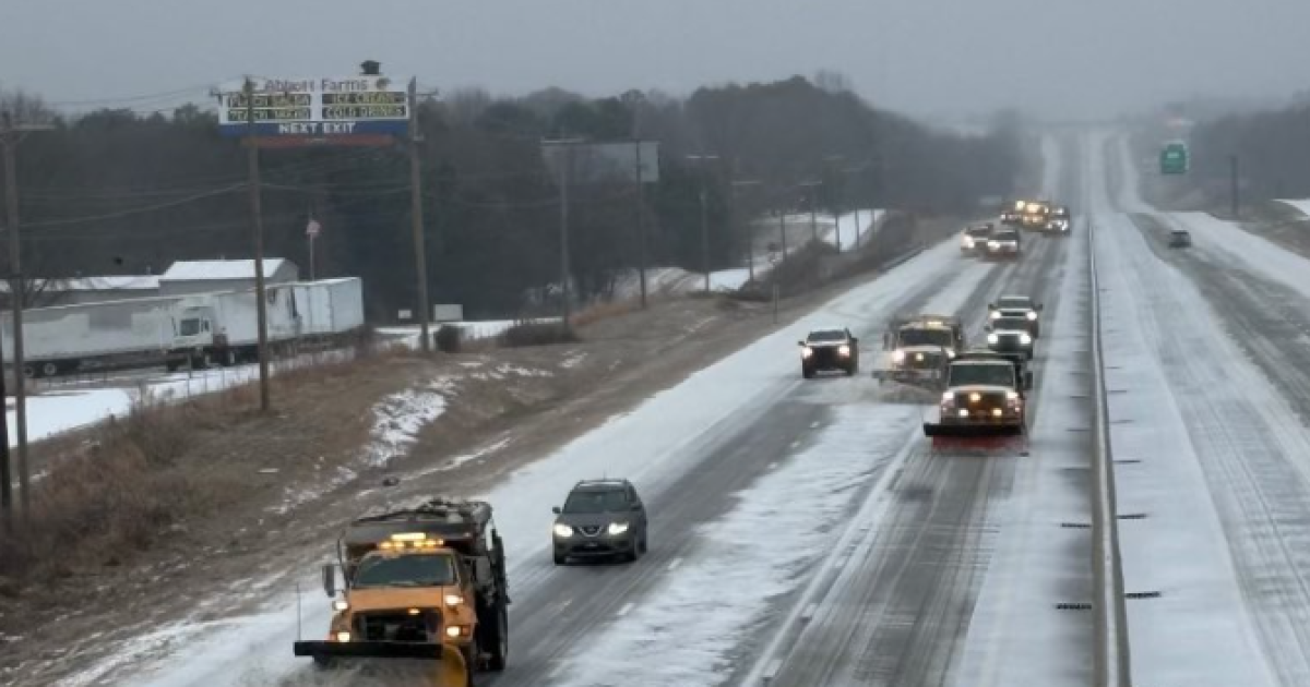 Arctic air moves in following winter storm