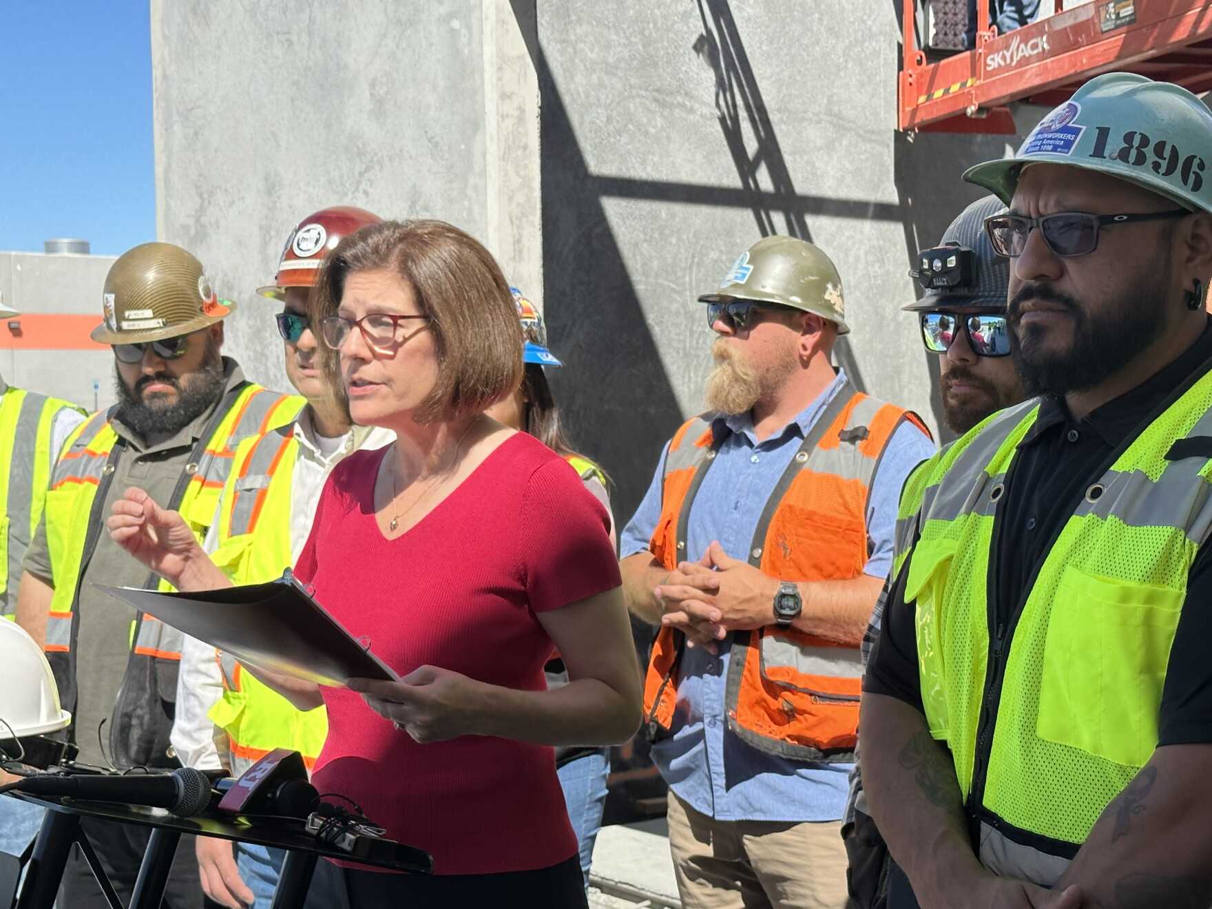 Nevada senator introduces bill on heat-related work deaths