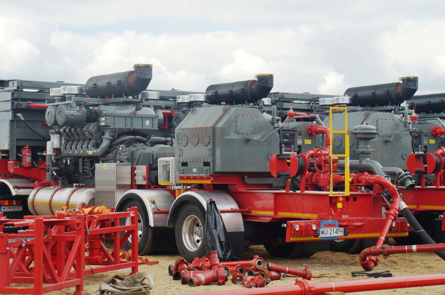 Hydraulic Fracturing Pump Units