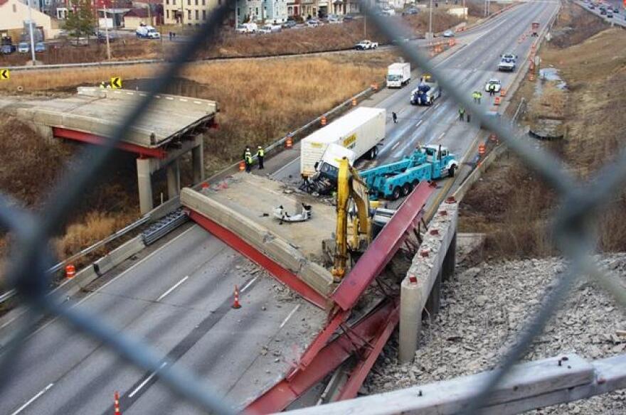 <a href="http://wvxu.org/post/i-75-overpass-collapse-kills-one">Overpass</a>