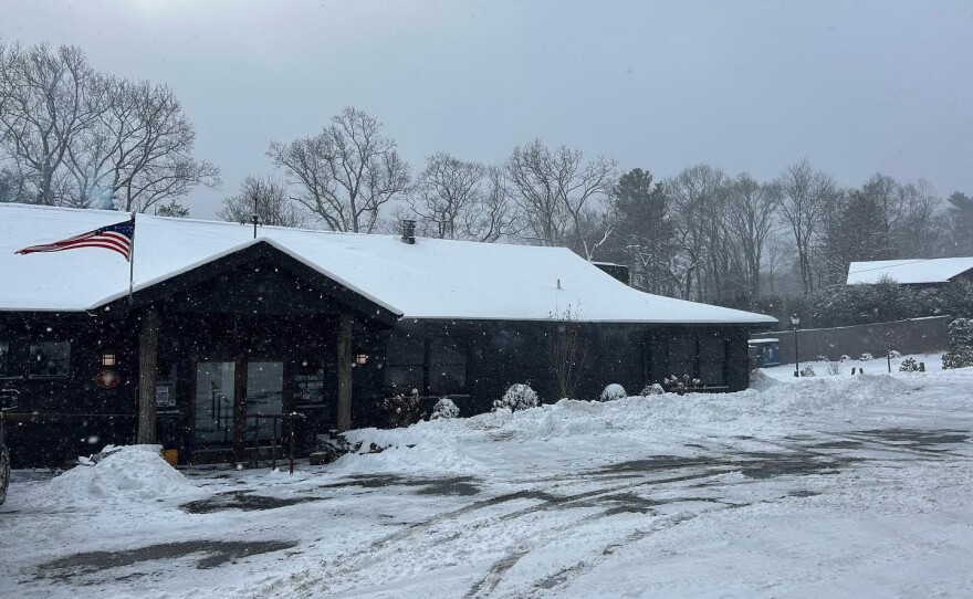 Outside of Bistro Roca on a snowy day