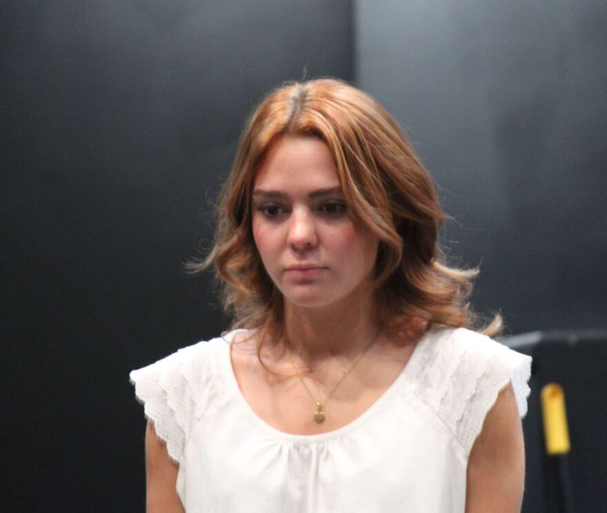 Shennan Nelson in the title role of Carrie White