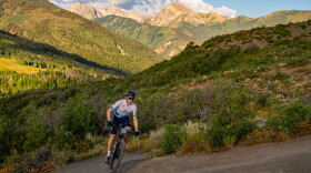 John Gaston rides up a singletrack trail during the Snowmass 50 mountain bike race on Aug. 5, 2023. Gaston ultimately won the race, and could be vying for the top spot again this year; he’s one of the registered athletes for the race on Aug. 3, 2024.