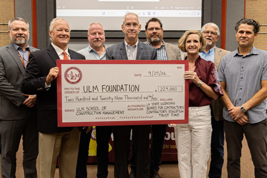 Pictured L-R: Randy Alford, Louisiana Associated General Contractors; Ken Naquin, CETF Sec./Treasurer; Jerry Brasher, Lincoln Builders; Michael McDuff, CETF Chair; Dr. Clint Martin, ULM SOCM Director; Dr. Carrie L. Castille, ULM President; Gary Hollander; Dr. Arturo Rodriguez, Dean of ULM College of Business and Social Sciences