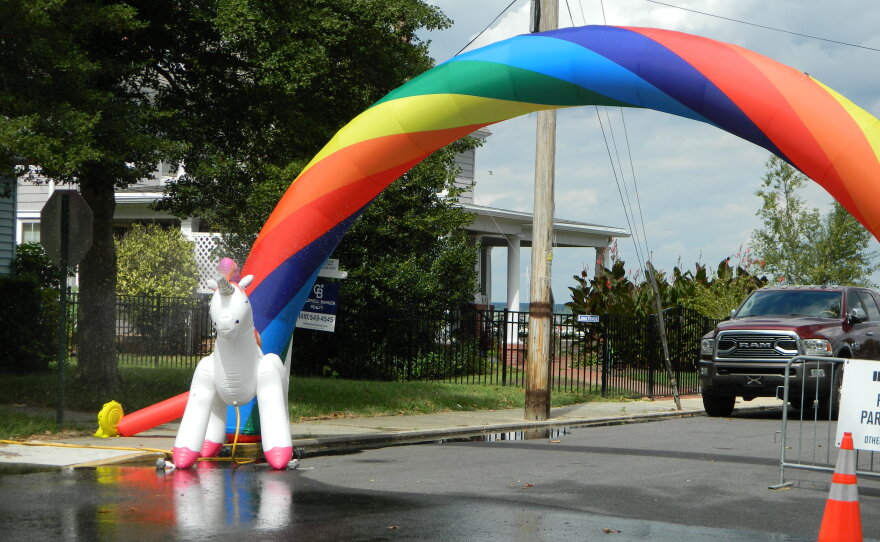 At the corner of Water and Choptank street a unicorn cheers runners on with a cool mist.