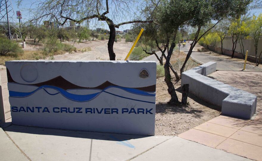 Tucson Santa Cruz River Clean Up 