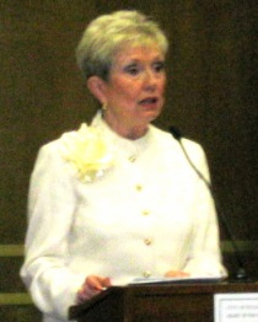 Kansas City Mayor Kay Barnes delivers her State of the City address. The Mayor called for support of an amendment to the Missouri constitution to ensure the legality of federally approved stem cell research in the state.
